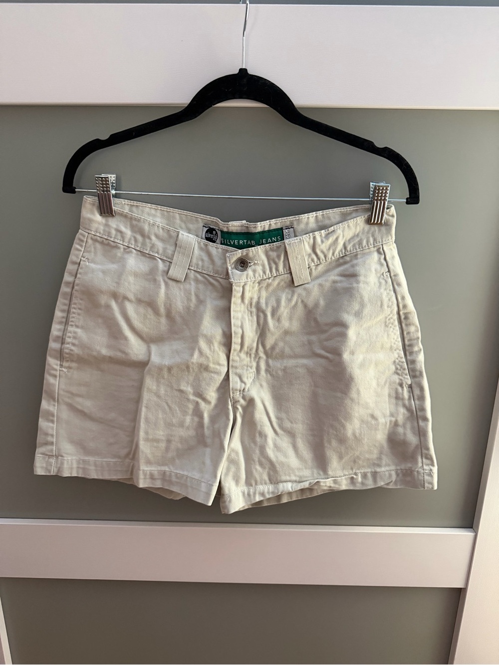 Levi’s Silver Tab - Khaki Cotton Shorts - Vintage size 9